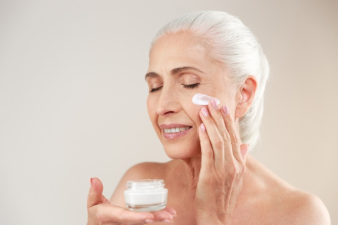 Skincare Tips for Seniors Aging at Home