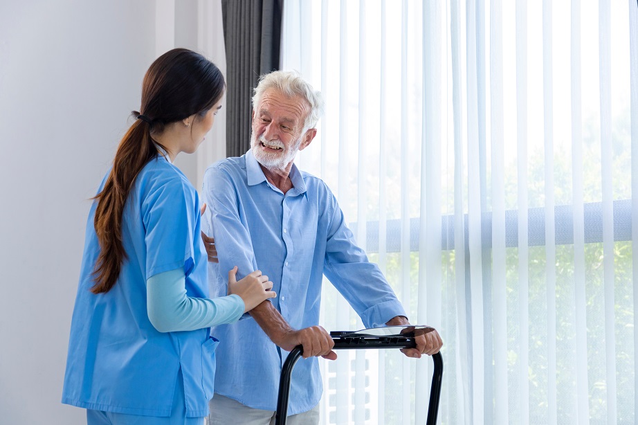 how-home-care-enhances-senior-independence