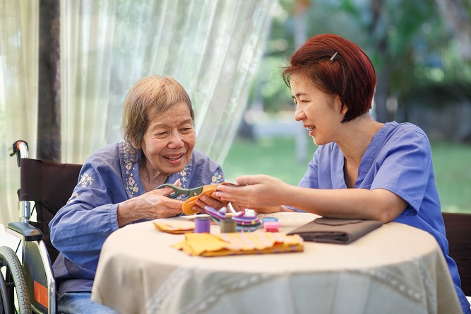 healthier-eating-habits-for-seniors-at-home