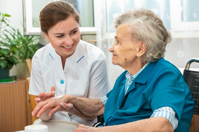 deciding-between-home-care-and-other-care-options